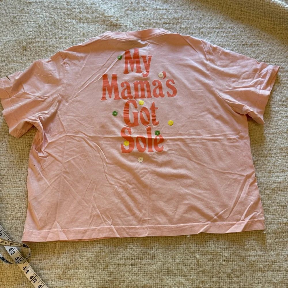 Peach Nike Cropped Mama Tee xs/s
